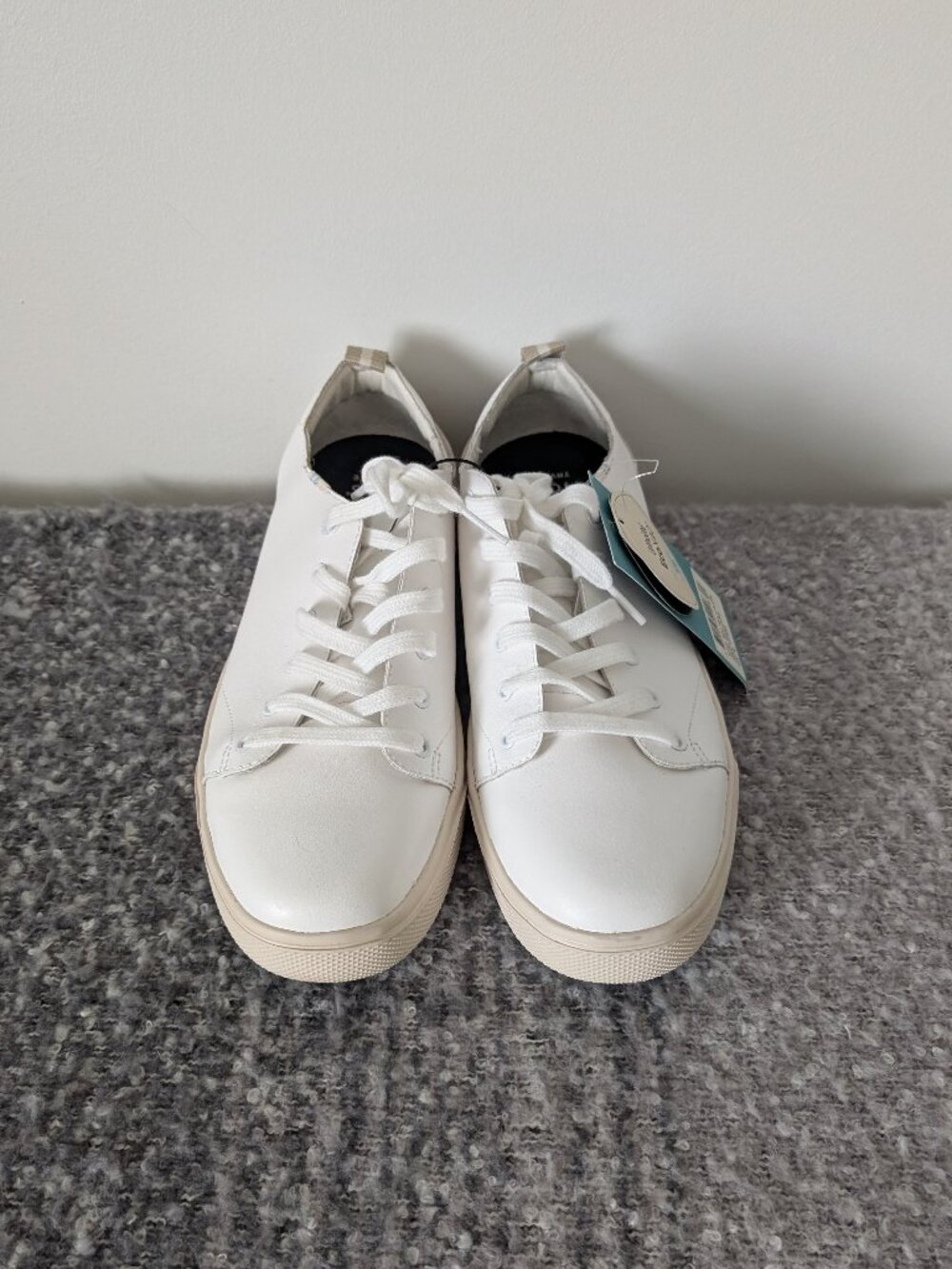 TOMS - White Leather TRVL Lite Low Sneakers - Size 10 - NWT